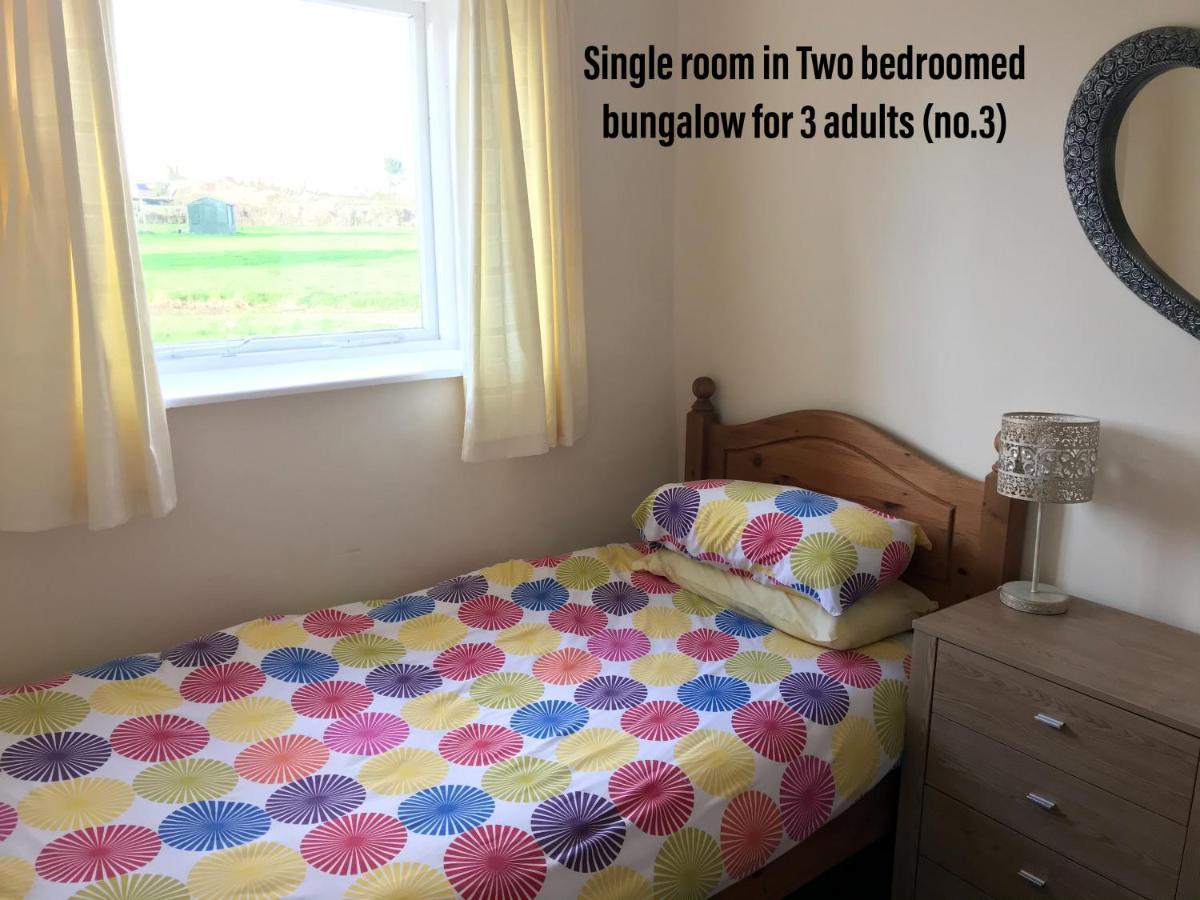 Court Farm Holiday Bungalows Ltd 워체트 외부 사진