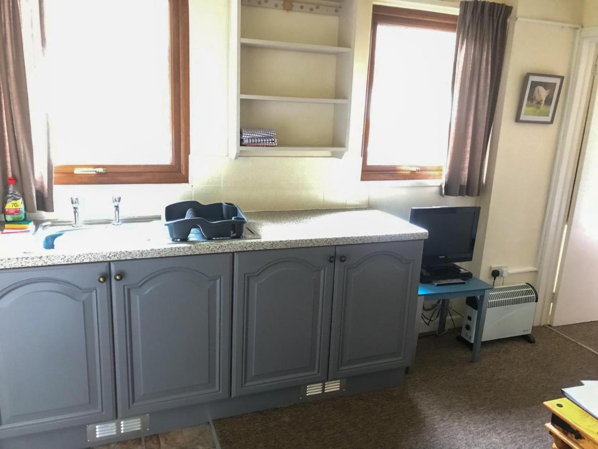 Court Farm Holiday Bungalows Ltd 워체트 외부 사진