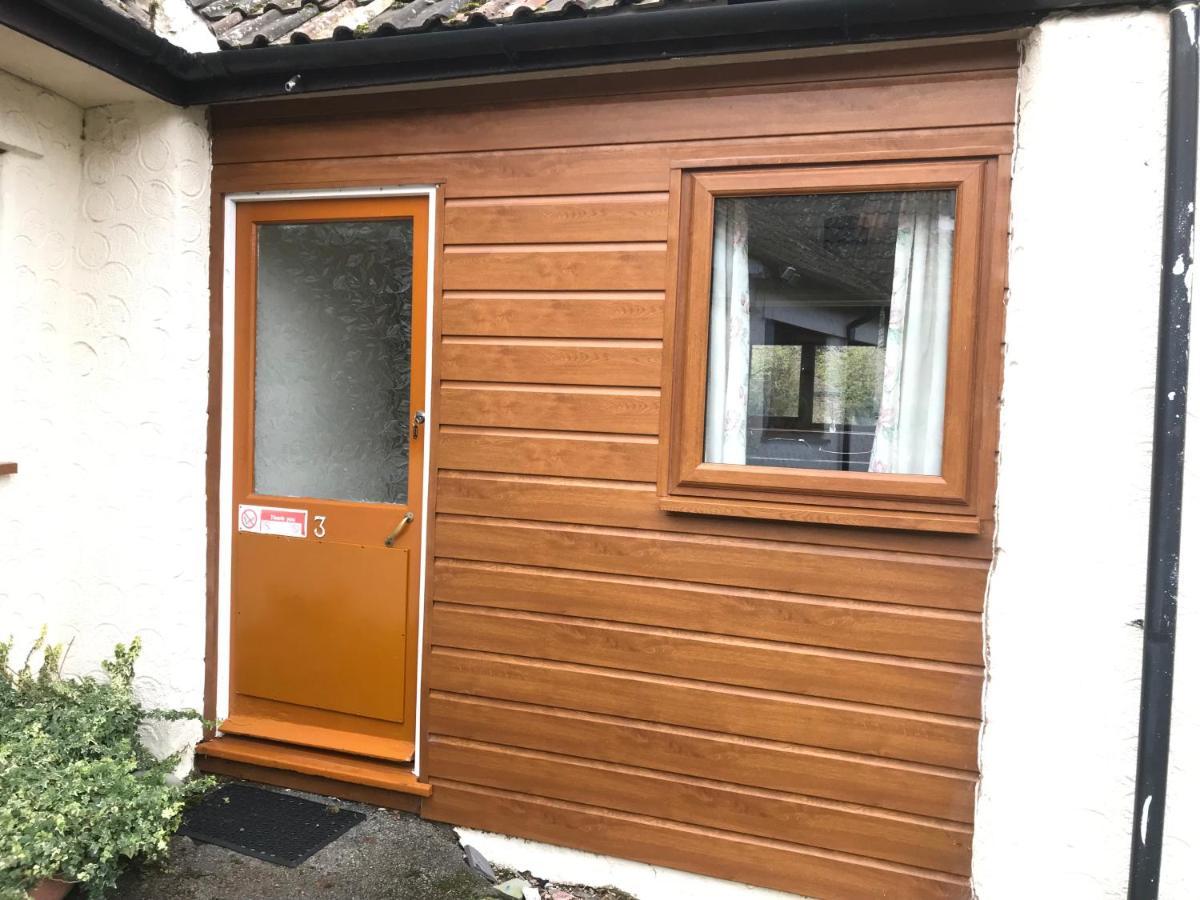 Court Farm Holiday Bungalows Ltd 워체트 외부 사진
