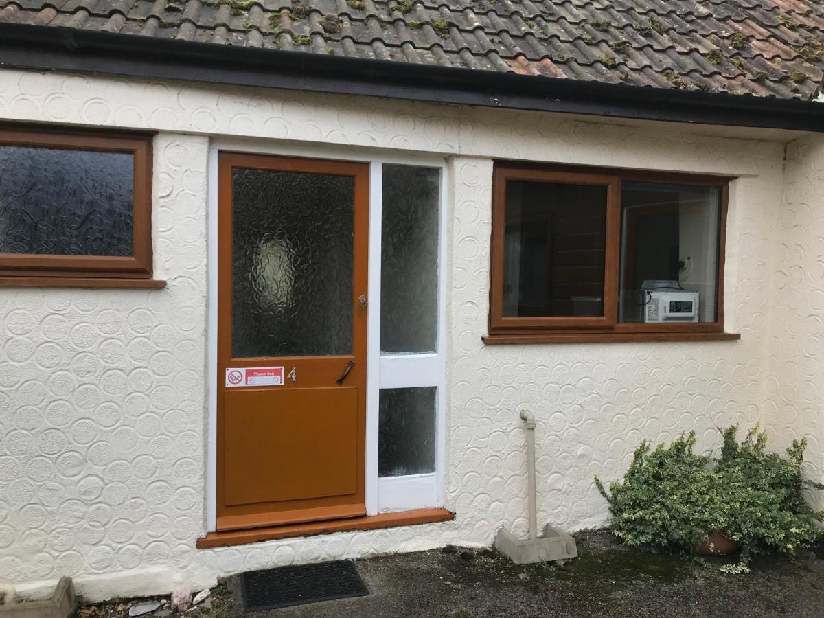 Court Farm Holiday Bungalows Ltd 워체트 외부 사진